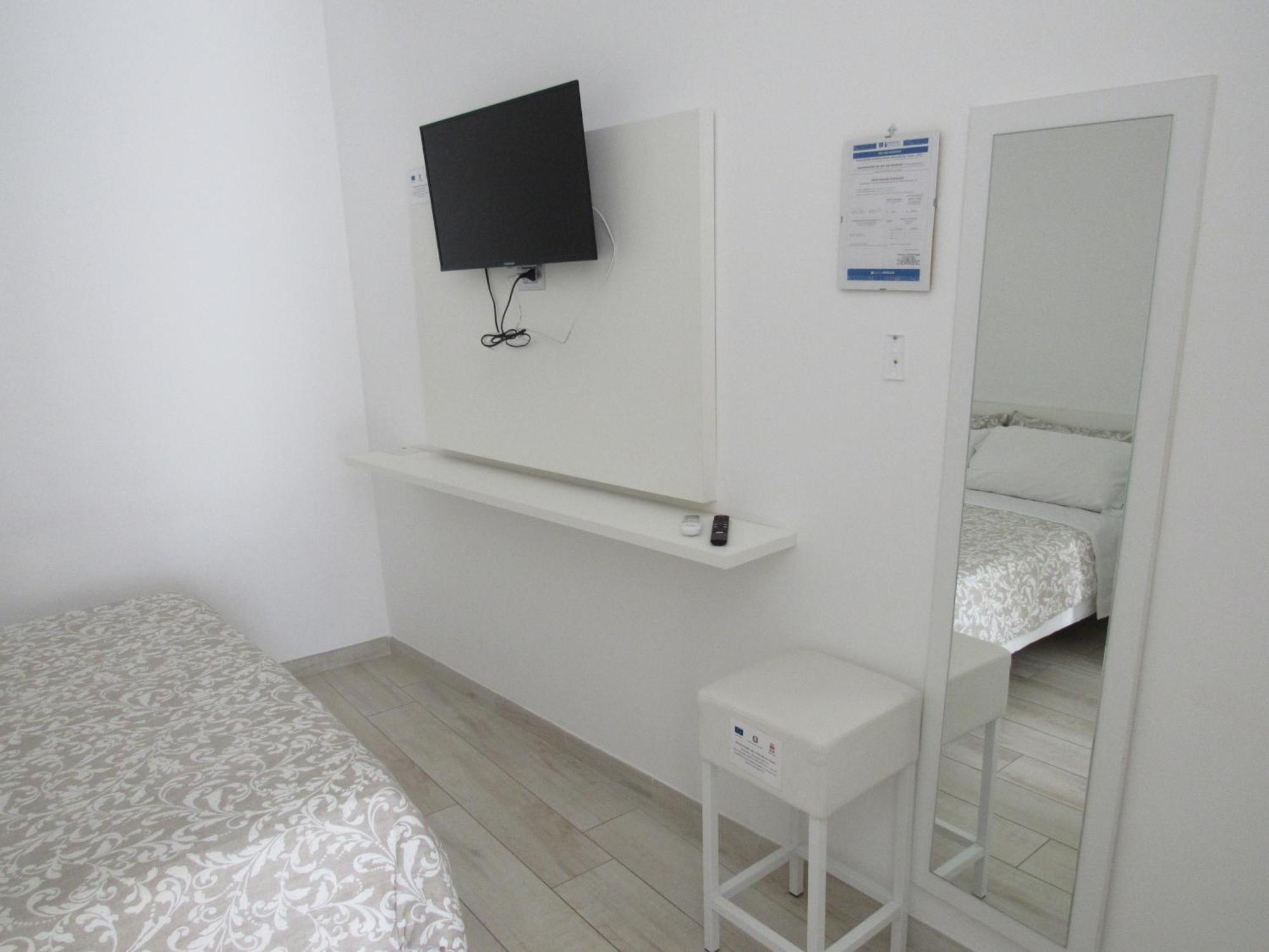 Vicolo Fiorito B&B 滨海波利尼亚诺 外观 照片